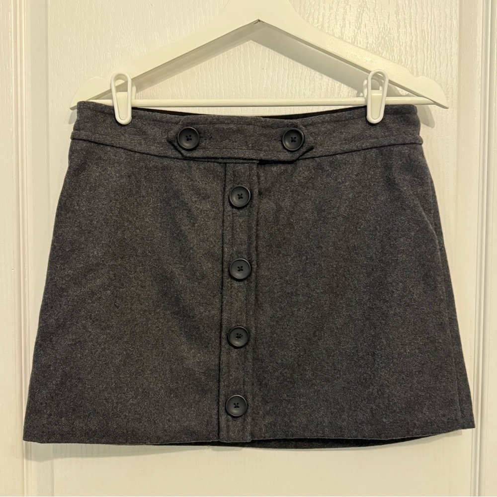 GAP Womens gray mini skirt 4 wool blend fully lined button Y2K 90s 2000s career